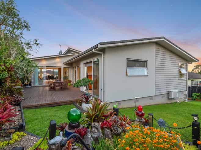 17 Laura Jane Drive, Millwater
