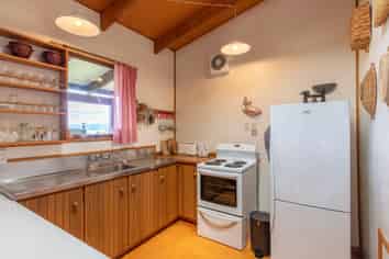 33 Hauraki Terrace, PUKAWA