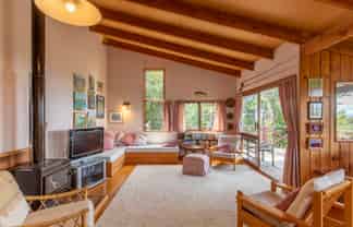 33 Hauraki Terrace, PUKAWA