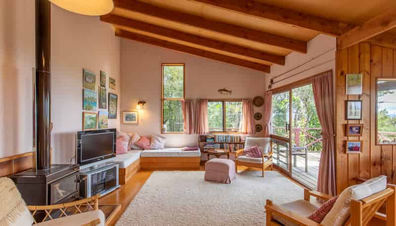 33 Hauraki Terrace, PUKAWA