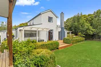 297 lake terrace road, Burwood