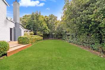 297 lake terrace road, Burwood