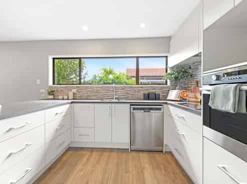 4 Lochmore Street, Bishopdale