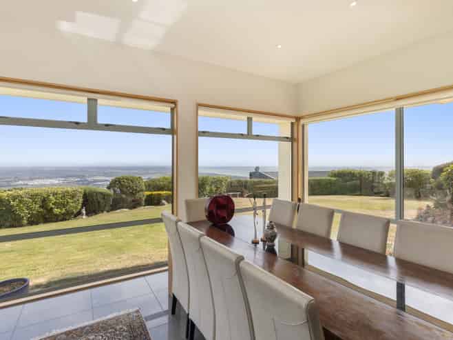 350 Mt Pleasant Road, Mount Pleasant