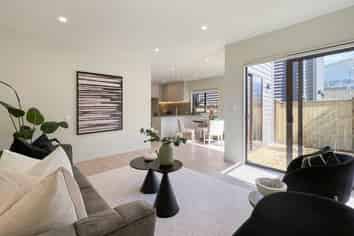 46D Tiroroa Avenue, Te Atatu South