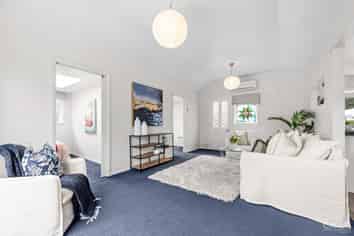 12A Islington Street, Trentham