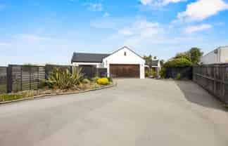 11 Cordyline Place, Waimairi Beach