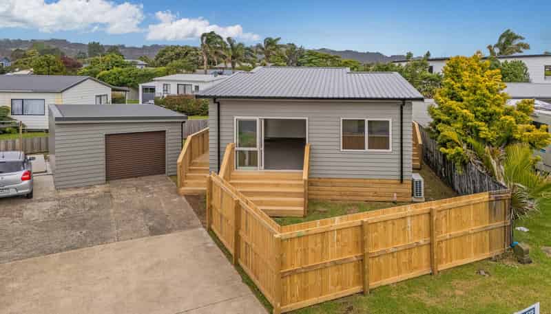 21 Meadow Drive, Whitianga