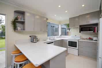 614 Tay Street, Hawthorndale