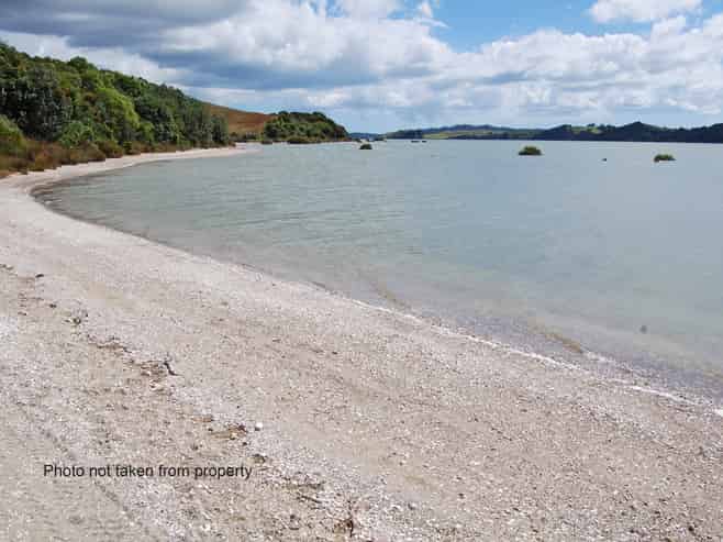 54 Rangiora Road, Leigh