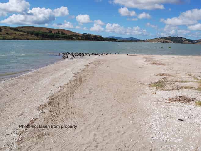 54 Rangiora Road, Leigh