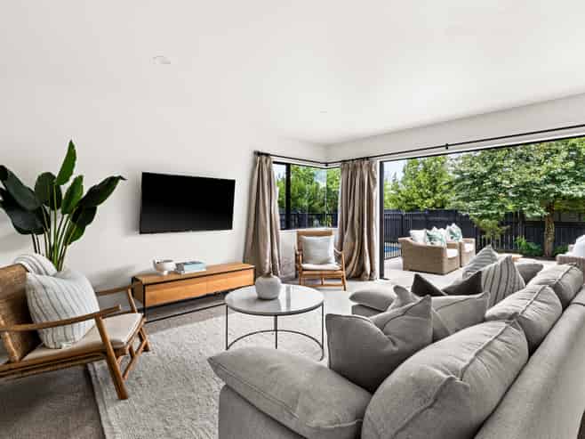 17 Washington Place, Havelock North