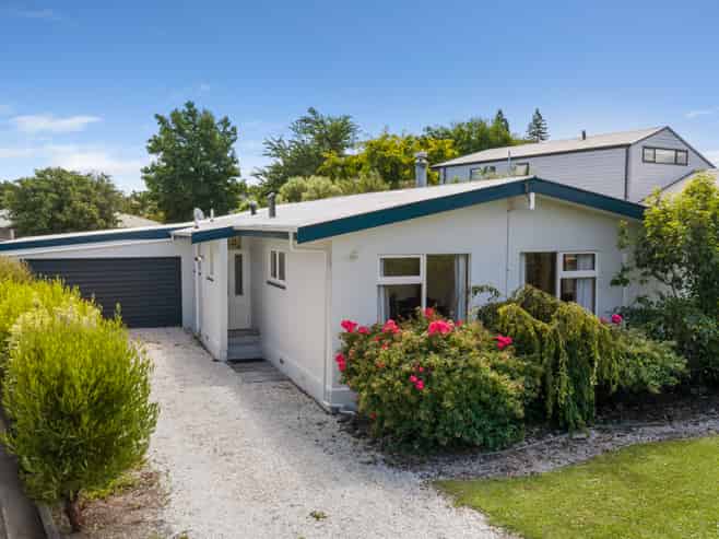 14 Brook Street, Springlands