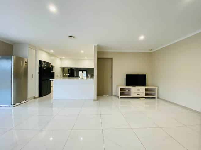 42 Accent Drive, Flat Bush