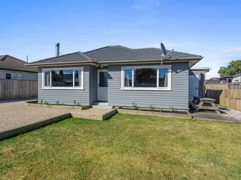 42 Bateup Road, Richmond