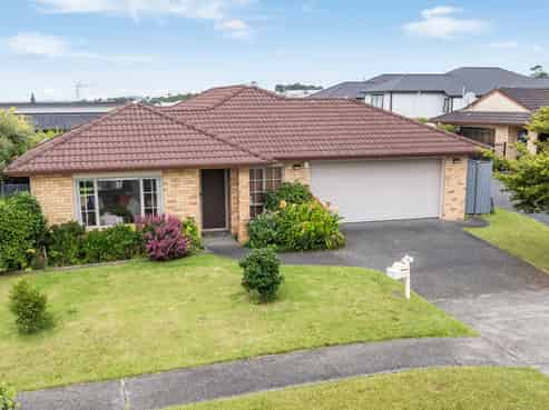 33 Richfield Crescent, Massey