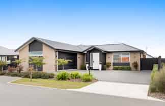 4 Hollard Crescent, Lincoln