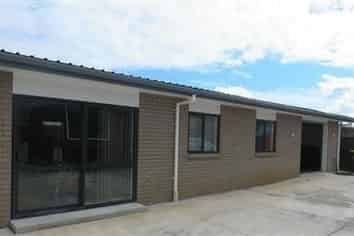 20B Henwood Road, Mangere