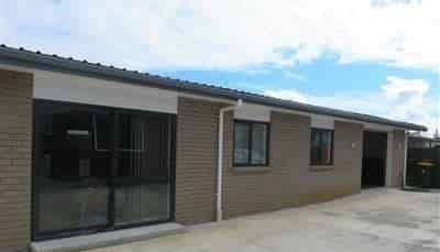 20B Henwood Road, Mangere