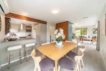 66 Woodhouse Avenue, Karori