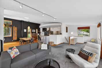 12 Selwyn Road, Lyttelton