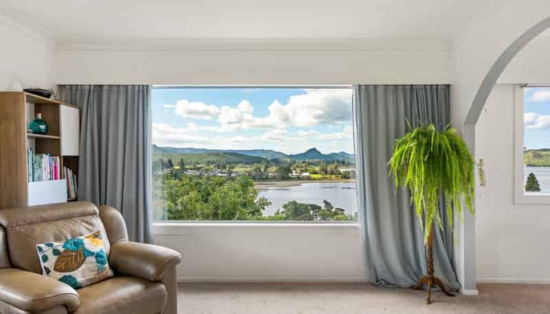 106B Bruce Wallace Place, Whangamata