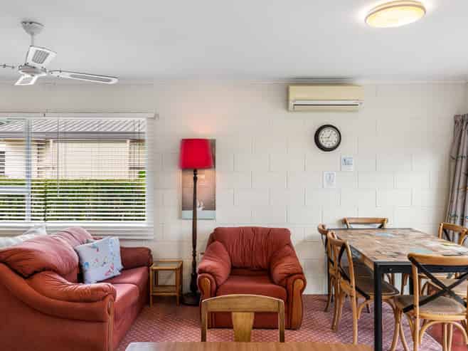 21 Whiritoa Beach Road, Whiritoa