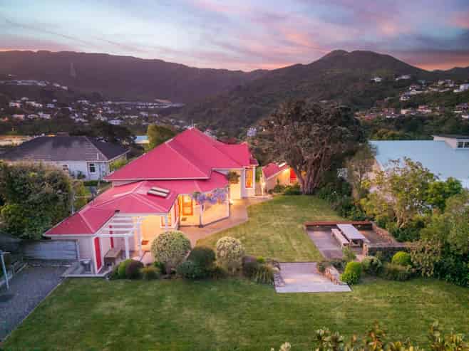 11 Trelissick Crescent, Ngaio