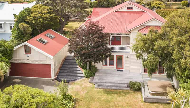 11 Trelissick Crescent, Ngaio