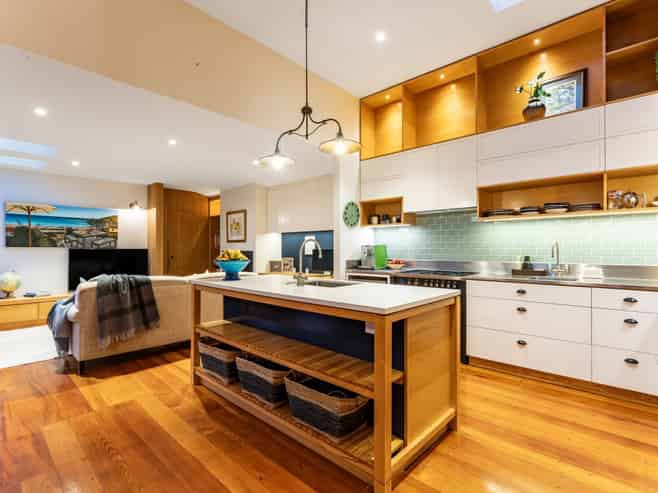 11 Trelissick Crescent, Ngaio