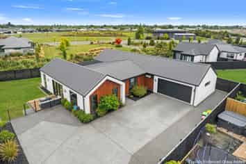 17 Angus Place, Rangiora