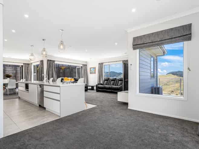 24 Foxham Terrace, Churton Park