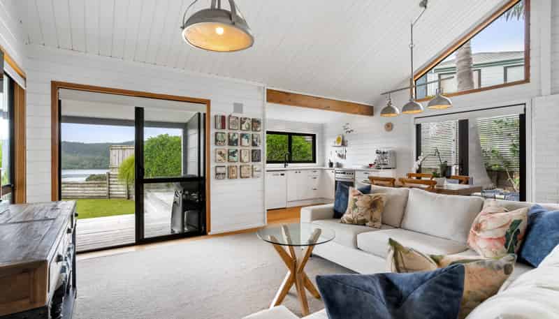 130 Tirohanga Drive, Whangamata