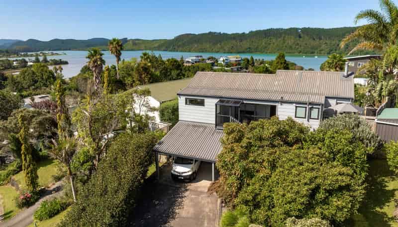 130 Tirohanga Drive, Whangamata