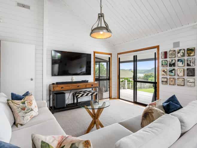 130 Tirohanga Drive, Whangamata