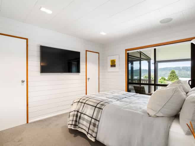 130 Tirohanga Drive, Whangamata