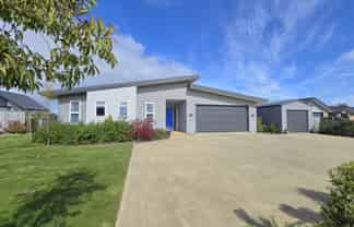 11 Racecourse Terrace Rise, Hokitika