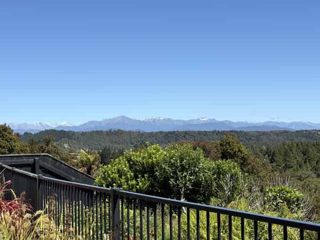 11 Racecourse Terrace Rise, Hokitika