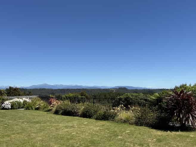 11 Racecourse Terrace Rise, Hokitika