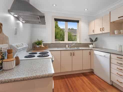 12 Hassard Street, Kensington