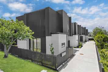 24 Finnerty Avenue, Howick