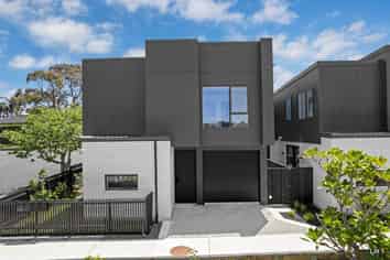 24 Finnerty Avenue, Howick