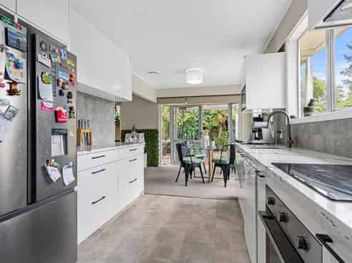 29d Clawton Street, Westown