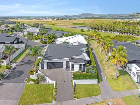 2 Celmisia Retreat, Papamoa