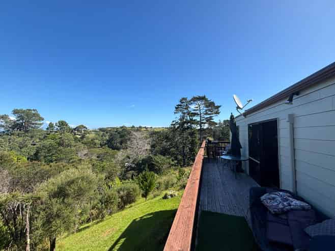 1143 Whangaparaoa Road, Tindalls Beach