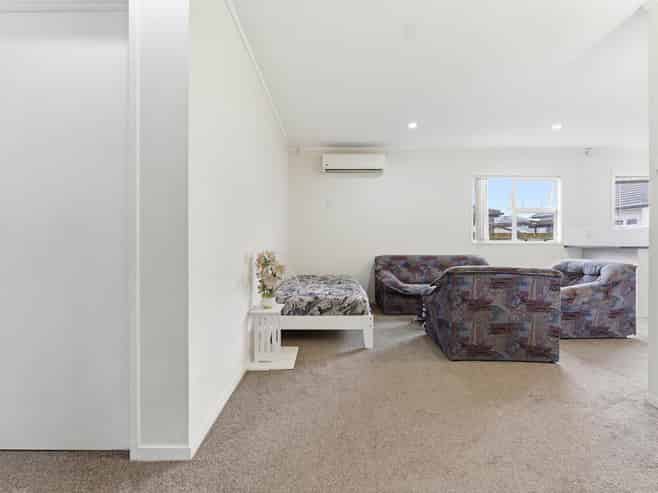 2/9A Cambourne Road, Papatoetoe