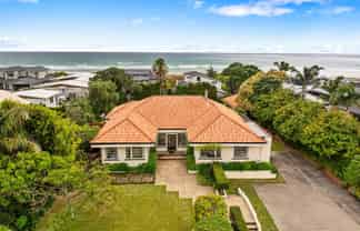 303 Oceanbeach Road, Mount Maunganui