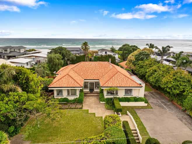 303 Oceanbeach Road, Mount Maunganui