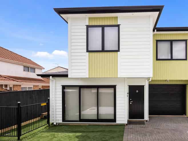 7 A, B, C, Percival Street, Manurewa