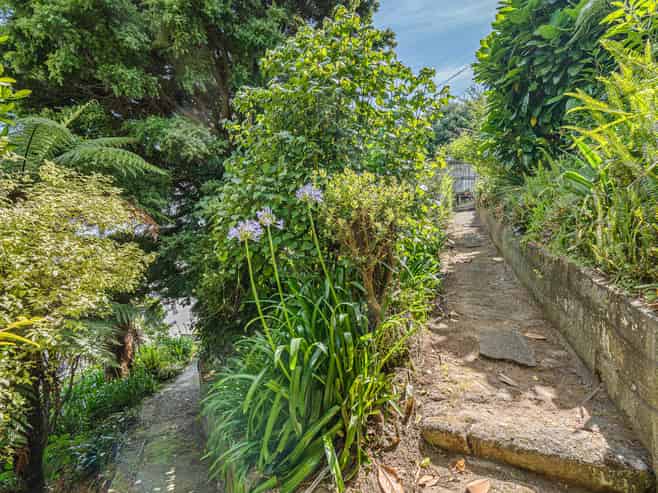 35 Queens Road, Glen Avon